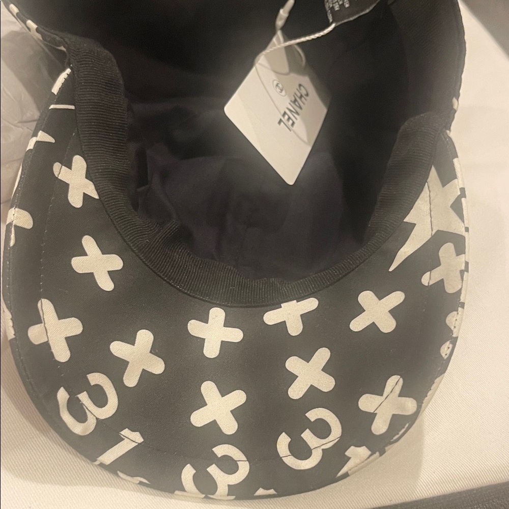 CHANEL 22P Black Baseball Cap with White Logo & Motif Print. - Picture 9 of 12